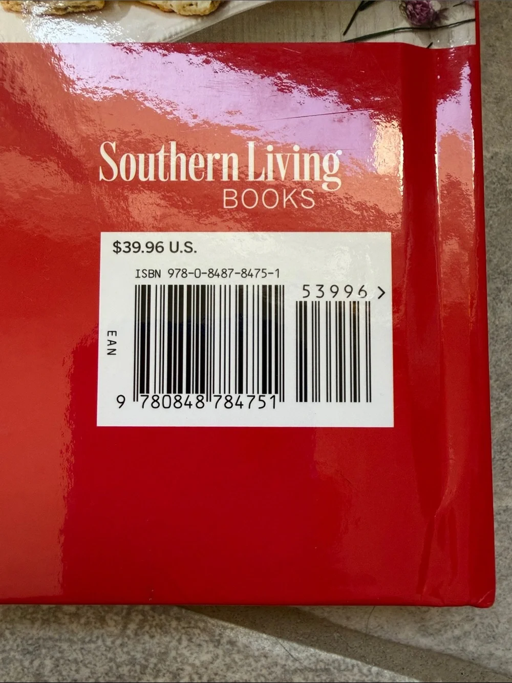 Southern Living 2025 Annual Recipes - Cream, Green, Red Cover